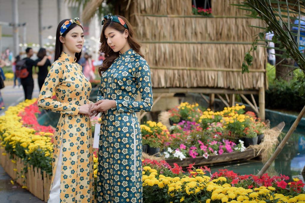 Nguoi dep Viet noi gi ve dien ao dai ngay mung 1 Tet? hinh anh 3