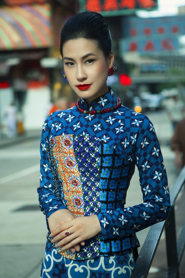 ACTRESS KATHY UYEN IN 1960S STYLE BY THUY DESIGN HOUSE